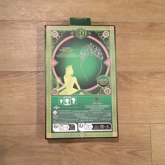 Wicked Glinda’s Bubble Tiara - Picture 4 of 6